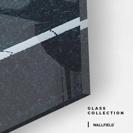 Timeless Fashion – Glass