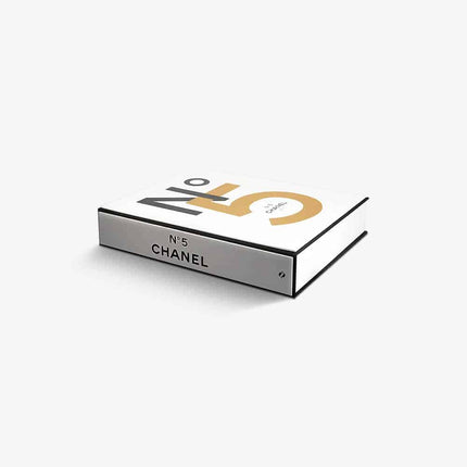 Chanel No. 5 – Fashionbook