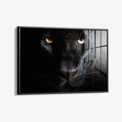 The Black Panther – Glass