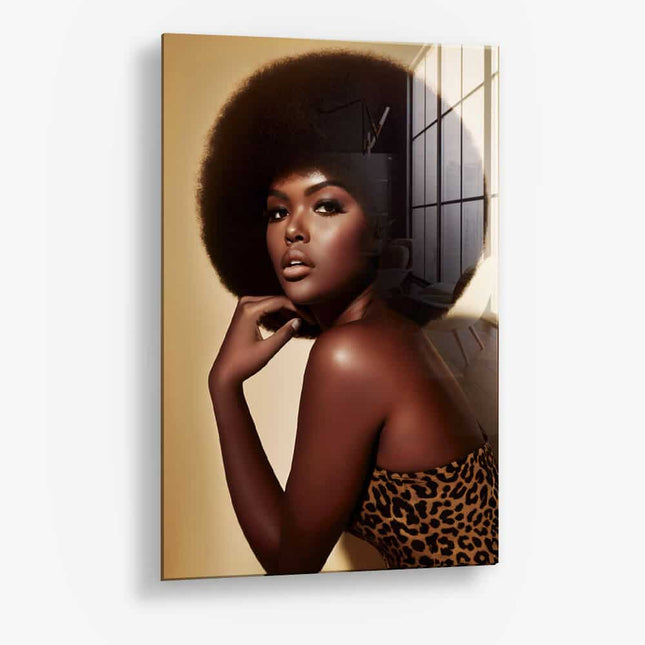 70s Lady – Glass
