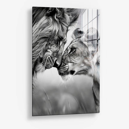 Lion Bond – Glass