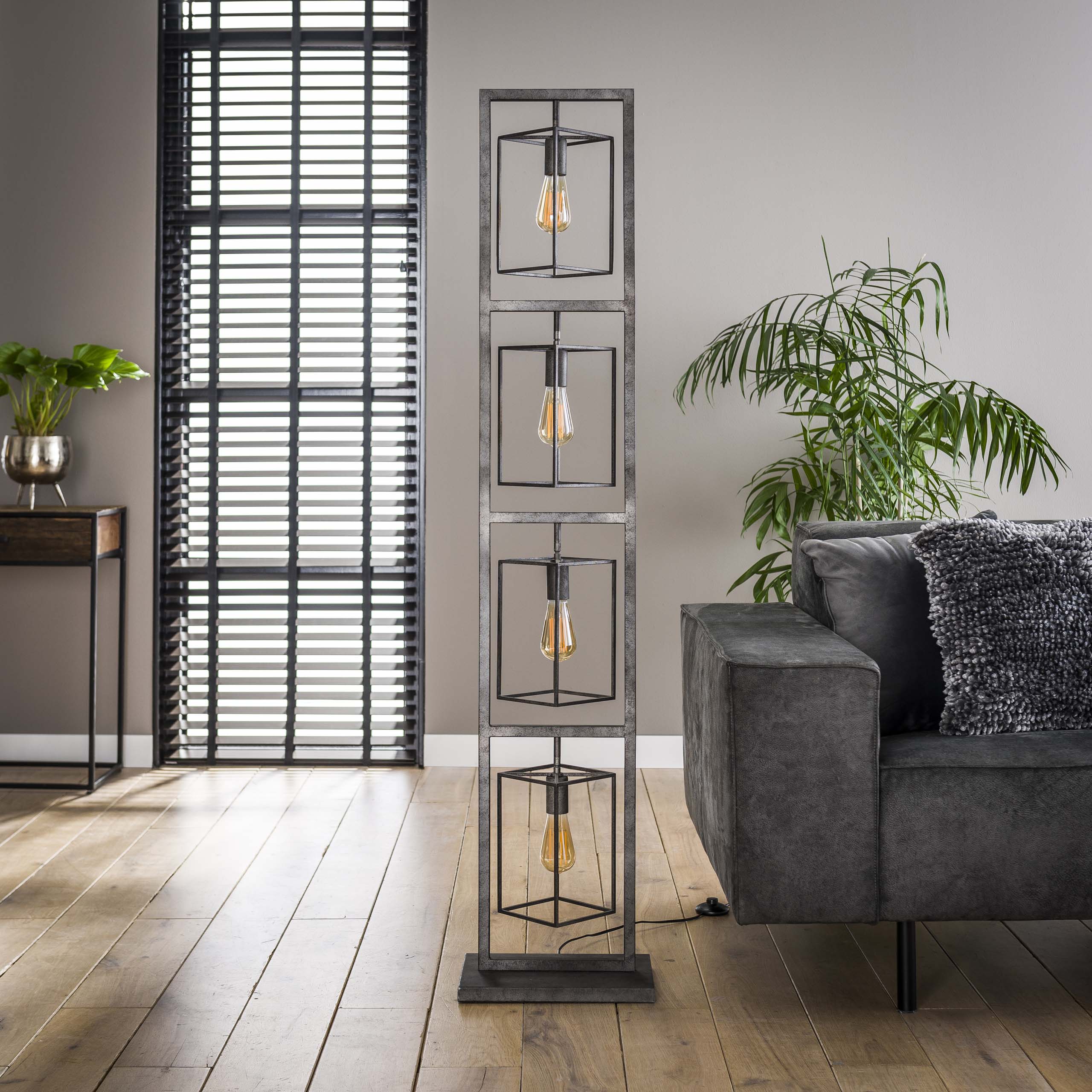 Lampadaire 4L Angulaire