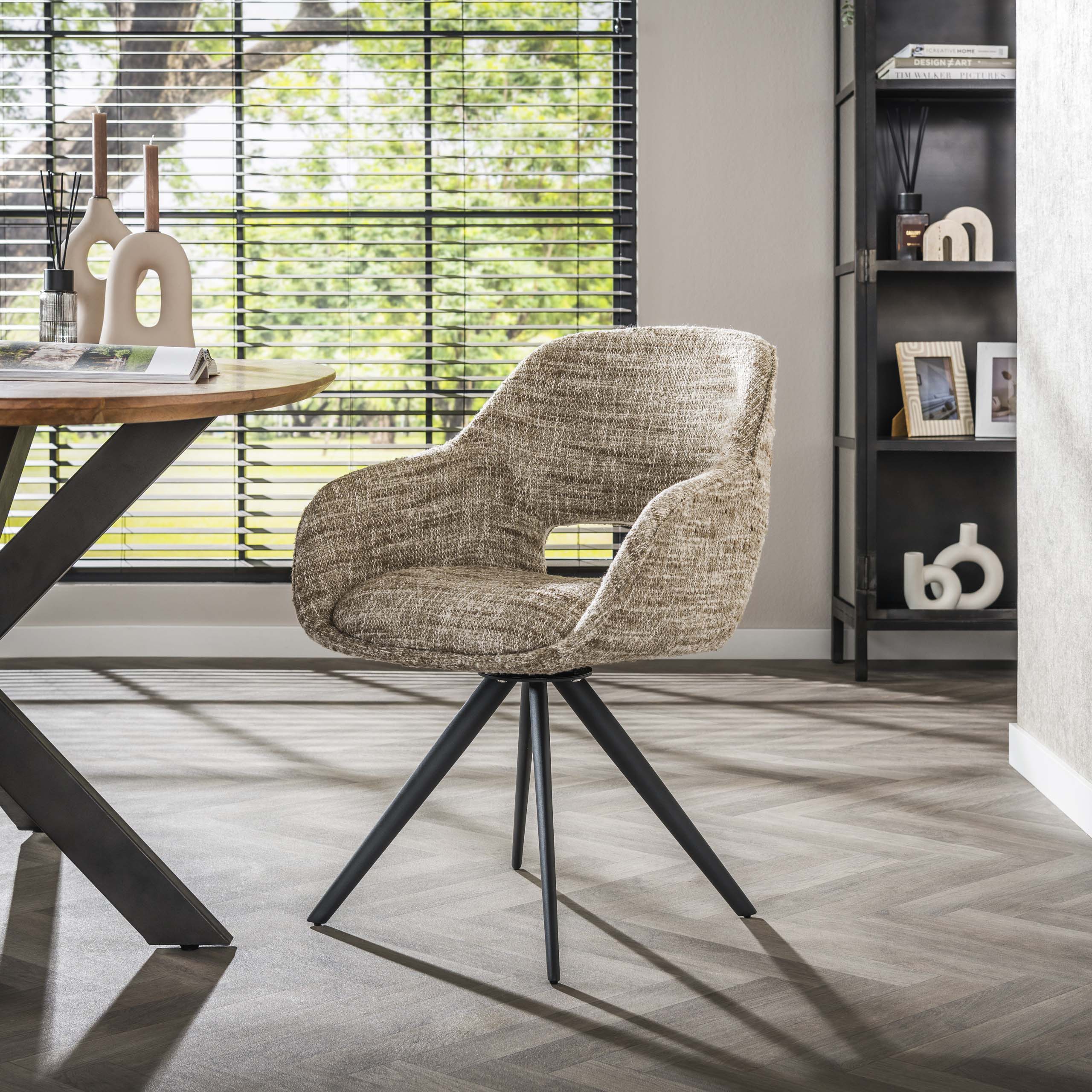 Fauteuil à ressorts pivotant. VPE2 / Couleur sable aigle