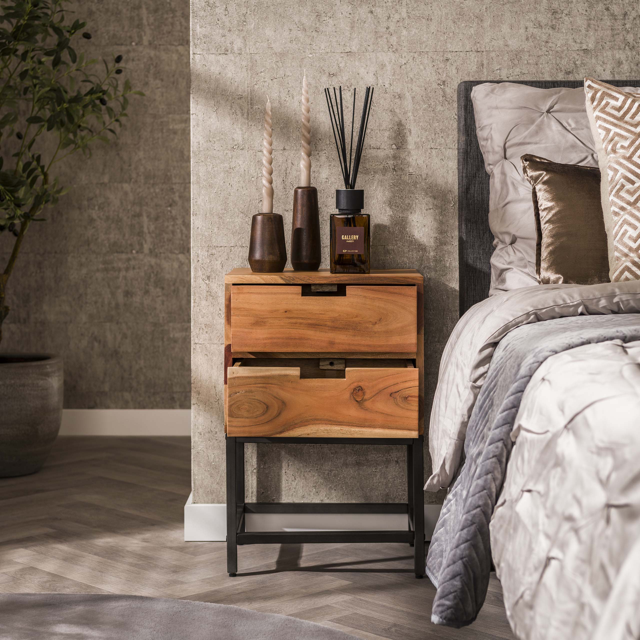 Table de chevet 2L plate / Acacia massif naturel