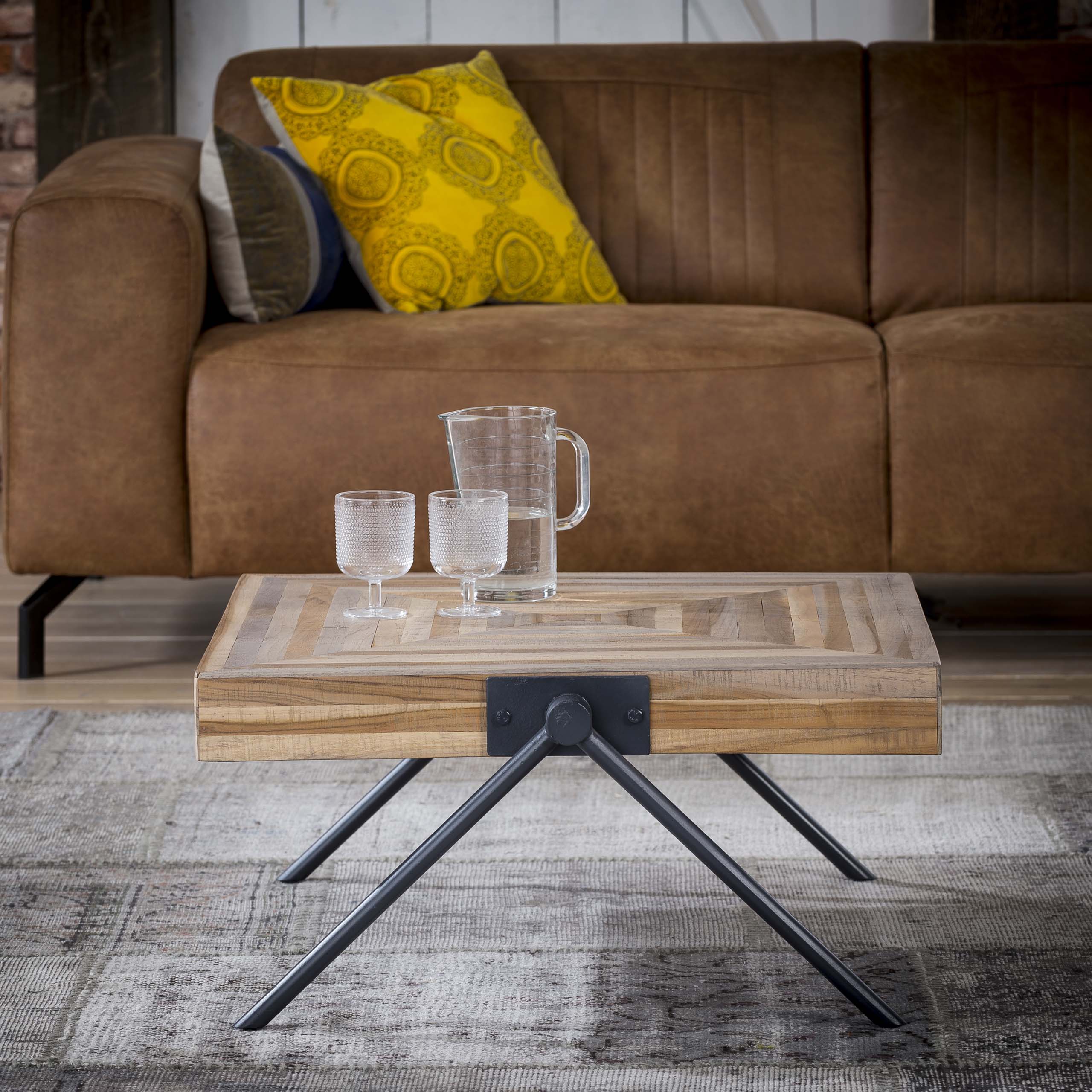 Table basse Teca balance 70x70 / Teck patiné