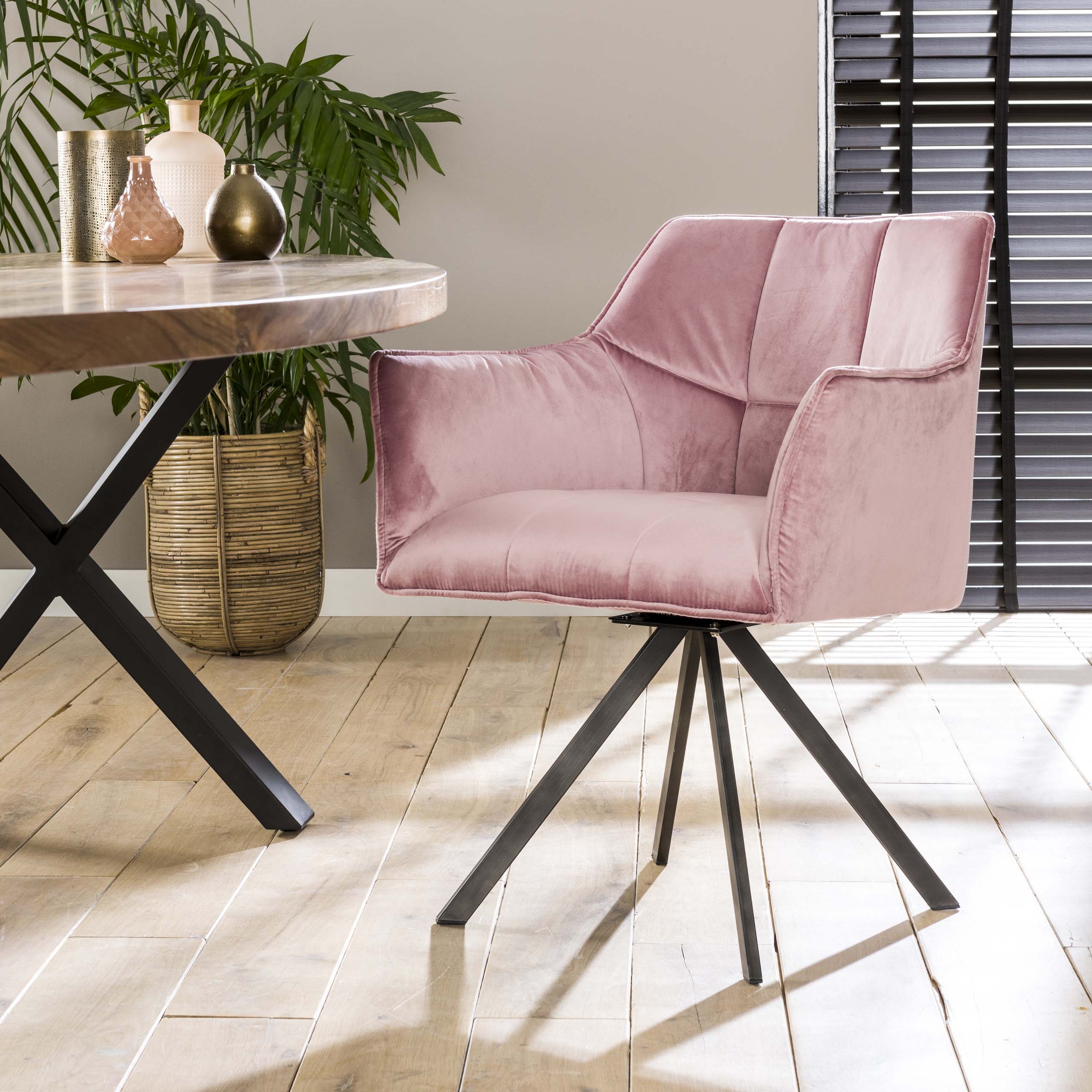 Grille de fauteuil rotative. VPE2 / Velours rose