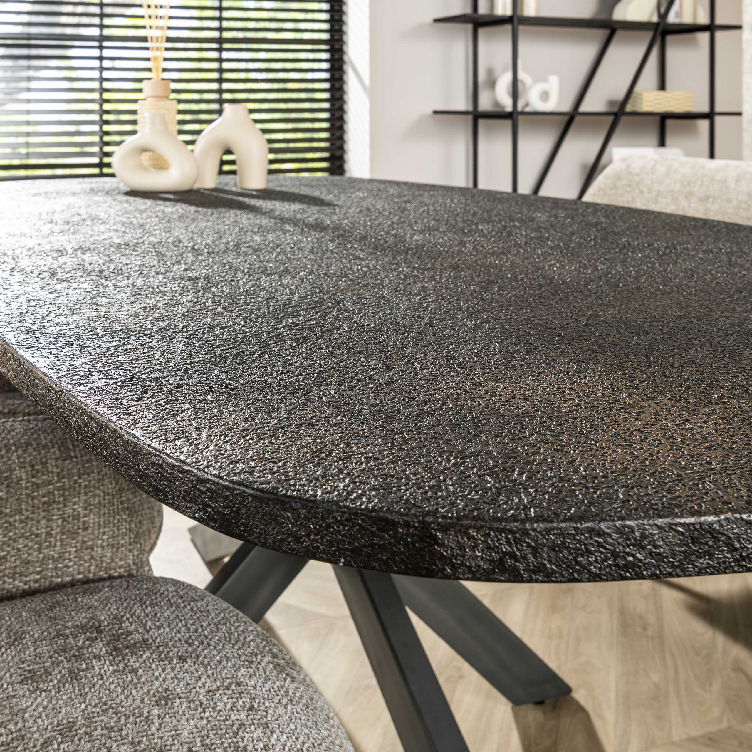 Table à manger ovale danoise métallique 215 cm - Gris
