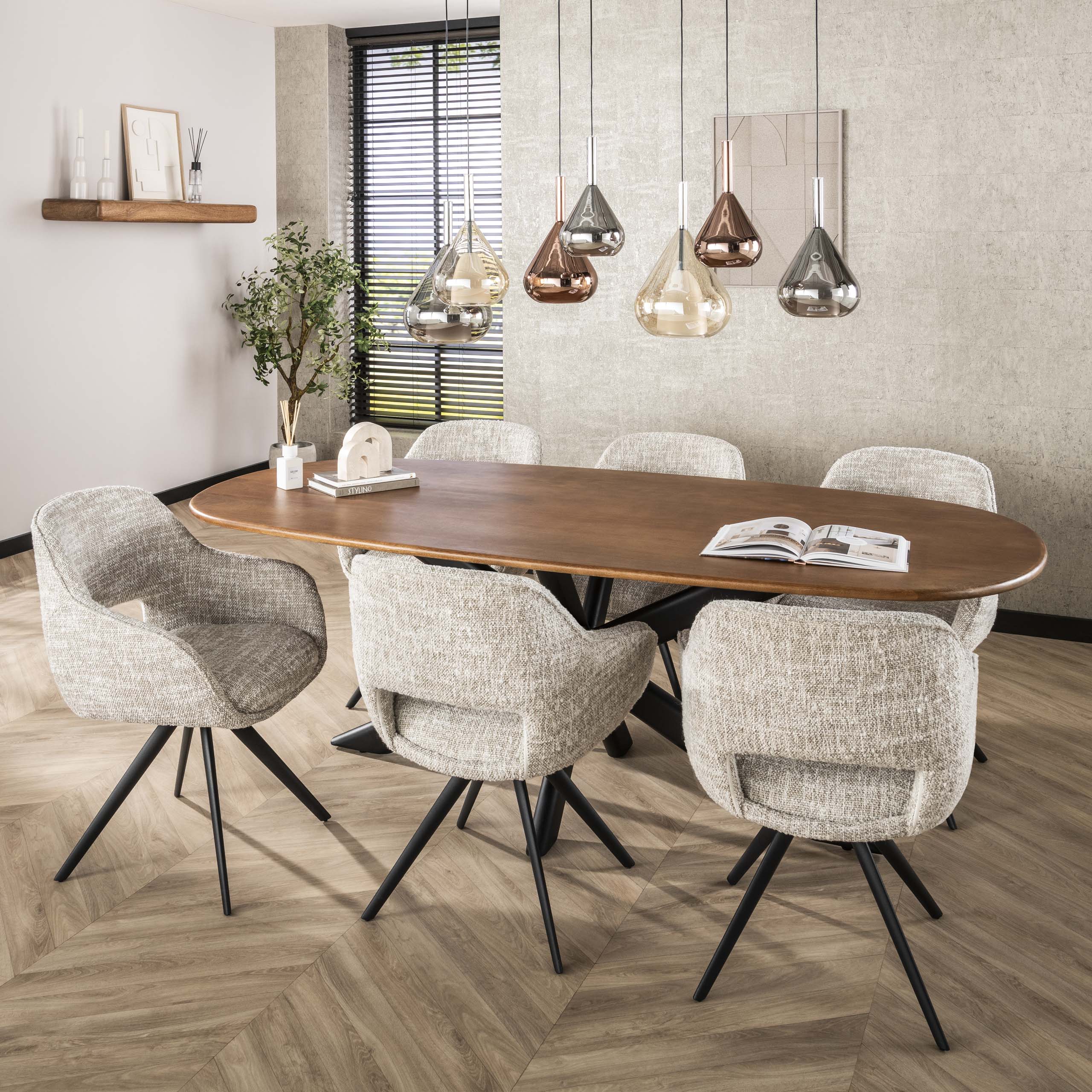 Fauteuil à ressorts pivotant. VPE2 / Aigle blanc cassé