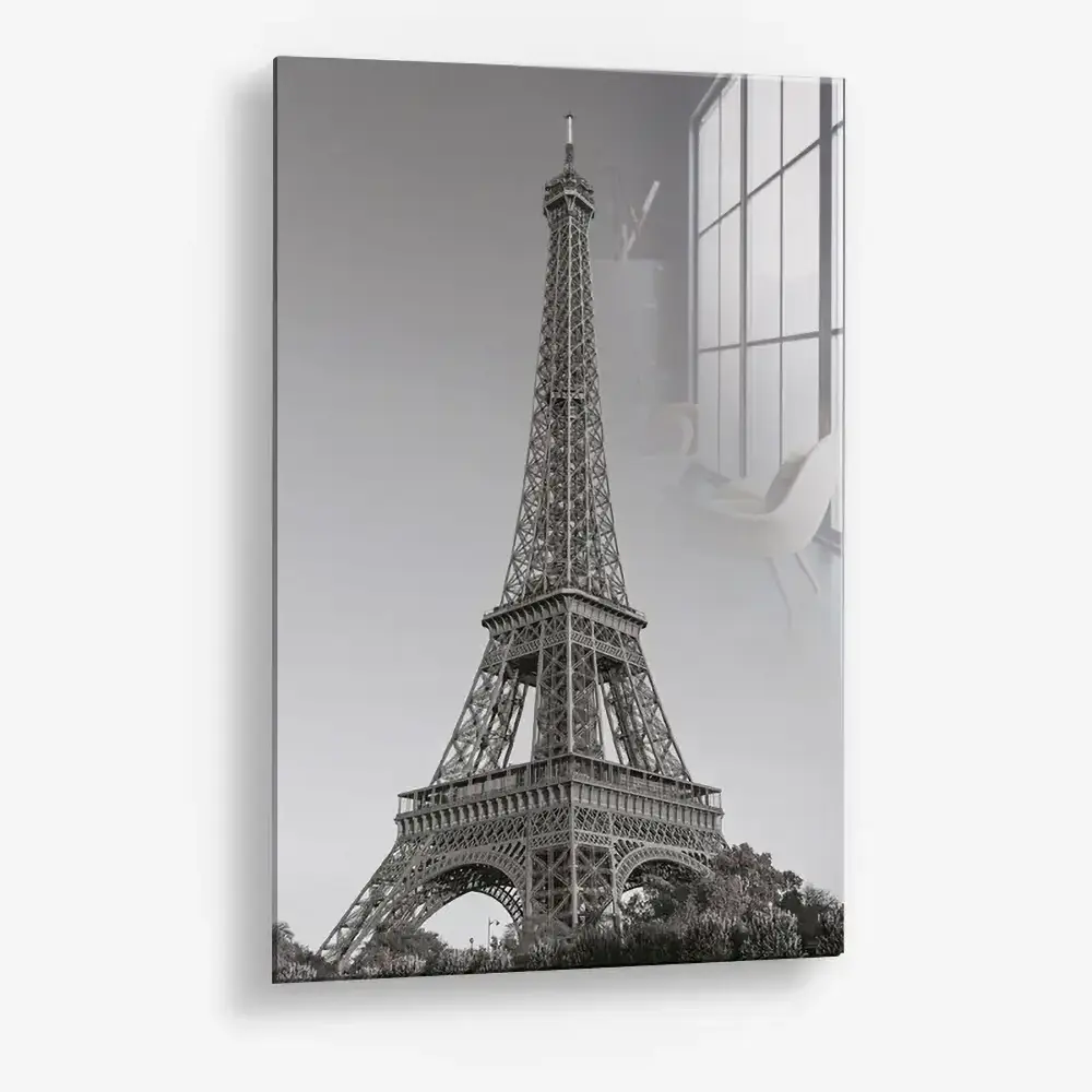 Parisian Sentinel – Verre