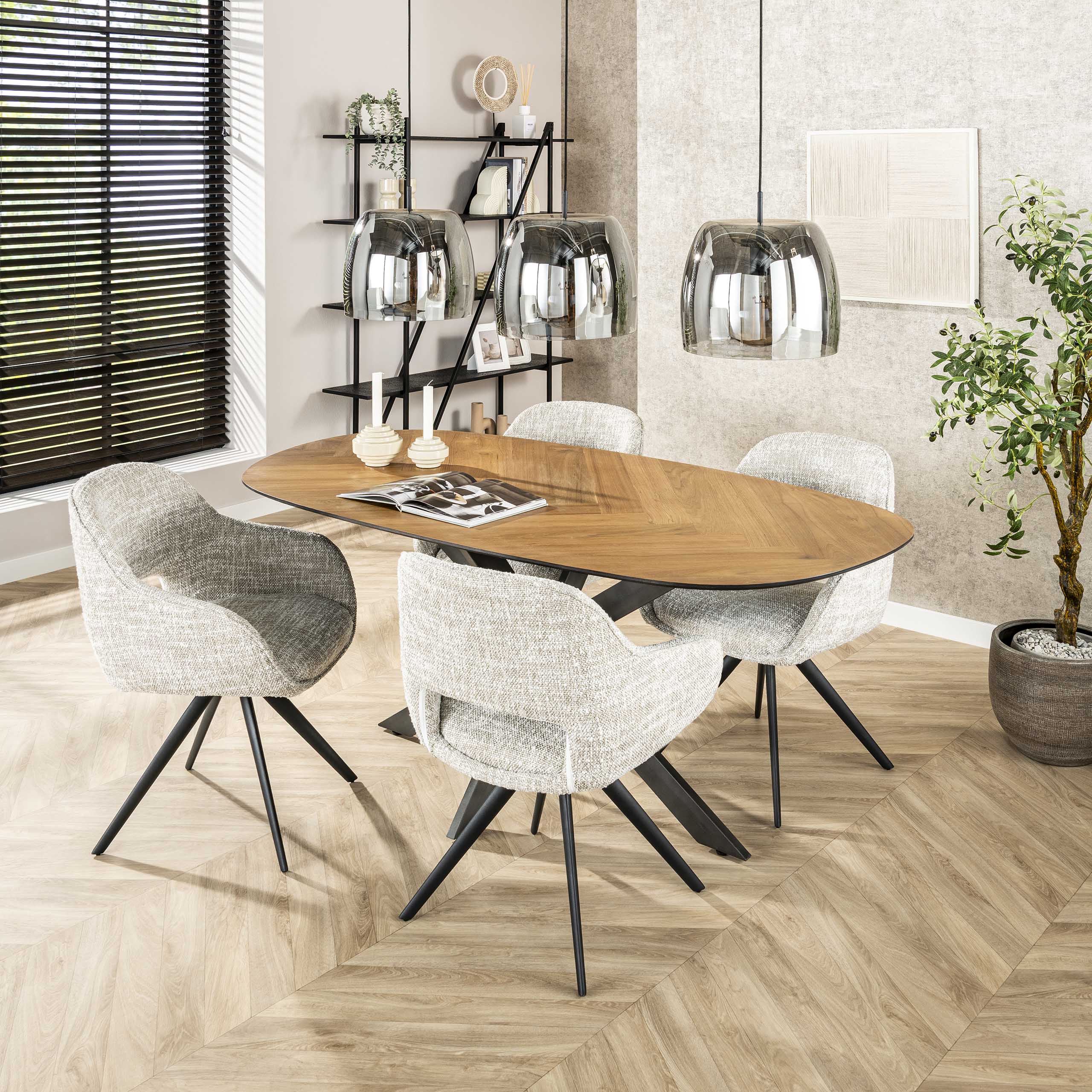 Fauteuil à ressorts pivotant. VPE2 / Aigle blanc cassé