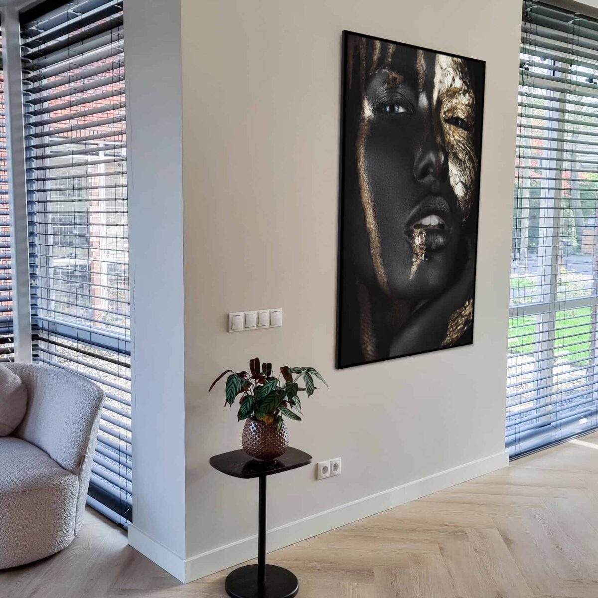 "Face of Gold II" – Image 3