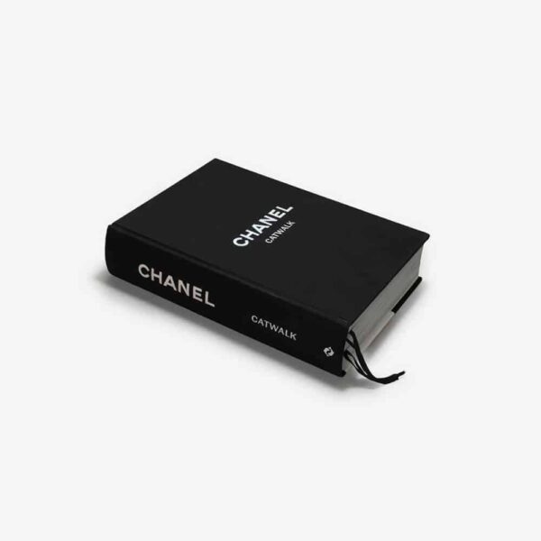 Chanel Catwalk – Fashionbook