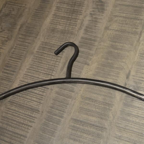 Cintre de garde-robe round tube VPE6 / Noir