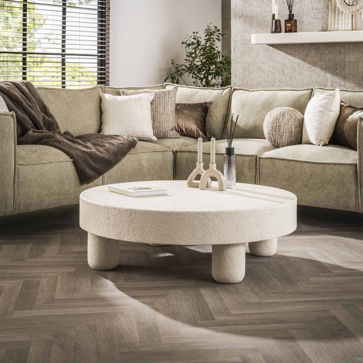 Table basse D110 bulky stone / Composite de marbre – Image 1