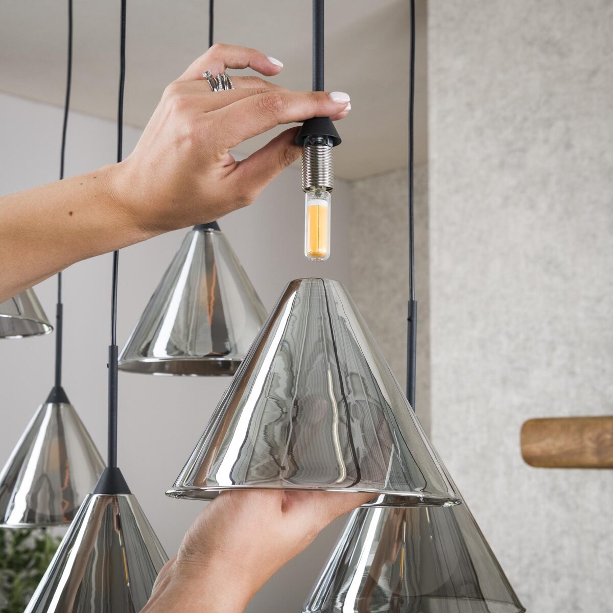 Lampe à suspension 5+4 abat-jour conique verre (G9) / Verre gris fumé – Image 4