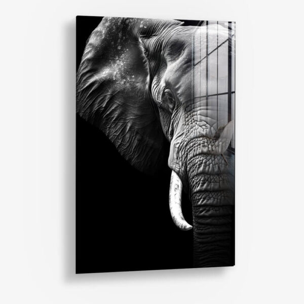 Monument of Strength – Verre