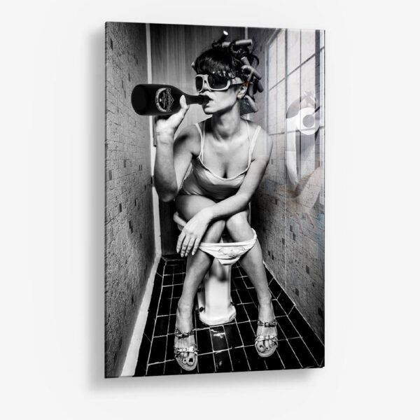 The Restroom II – Verre
