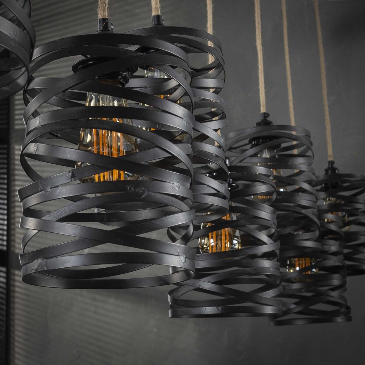 Lampe suspendue 7L twist wikkel XL / Gris ardoise – Image 4