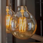 LED [G125] filament bulb Ø12,5 – E27 6W dimmable / Verre de couleur ambre