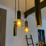 Suspension design 8 lampes – Noir & verre ambré – 140 cm – Image 3